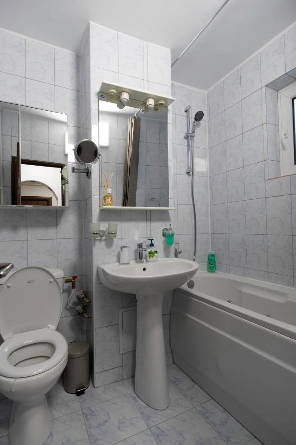 White Glamour بوزاو المظهر الخارجي الصورة