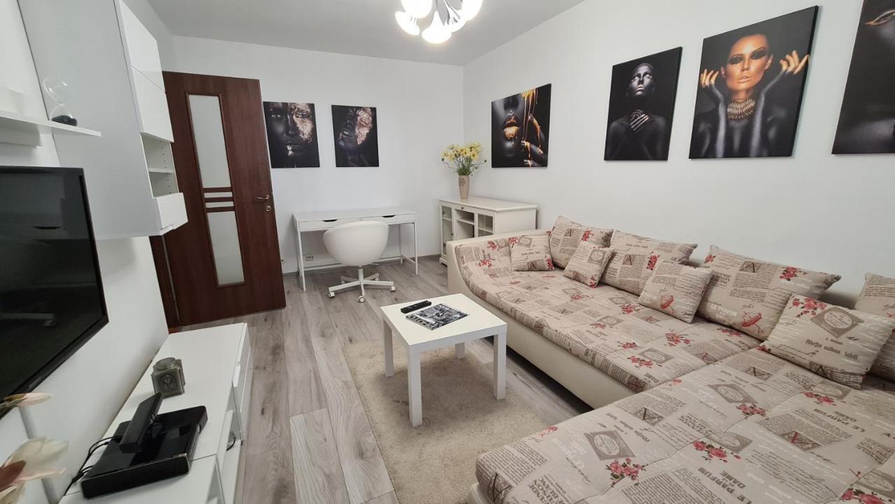 White Glamour بوزاو المظهر الخارجي الصورة